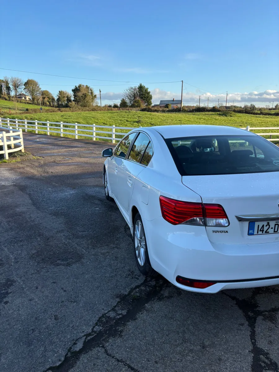 Toyota Avensis 2014 - Image 4