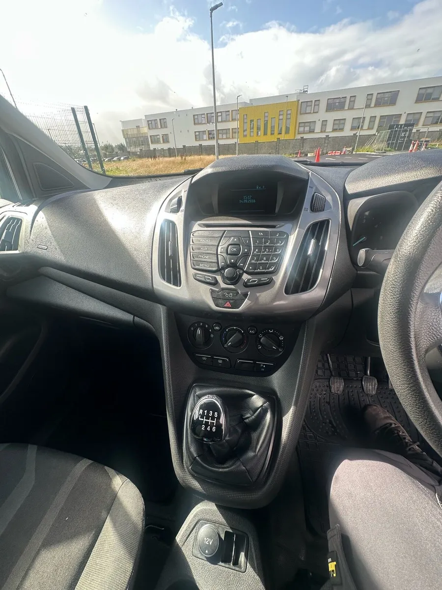 Transit connect crew cab - Image 4