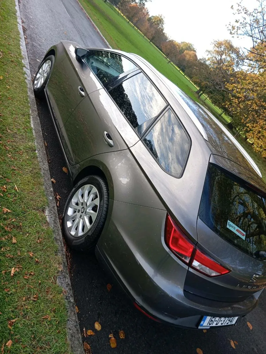 Seat Leon estate 1.2 petrol - Image 3