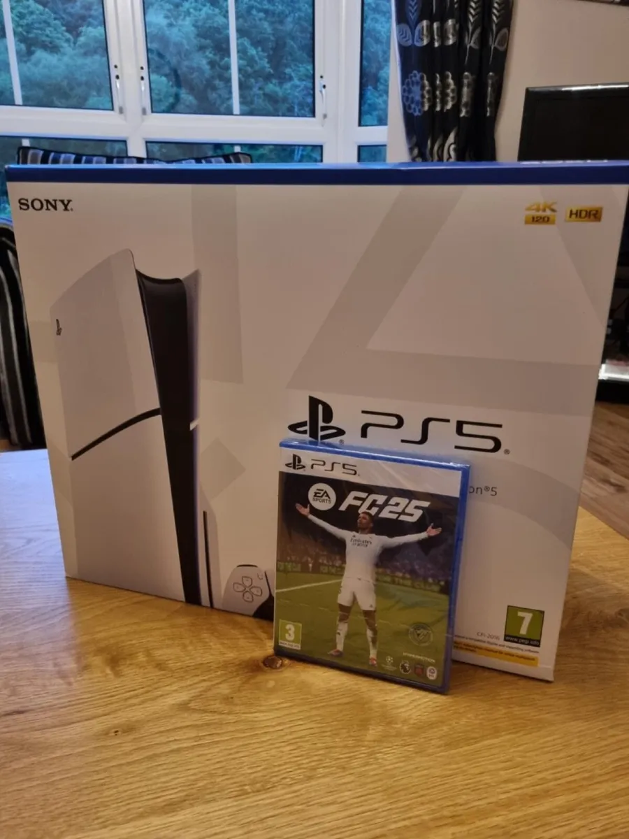 PS5 + FC25 - Image 1