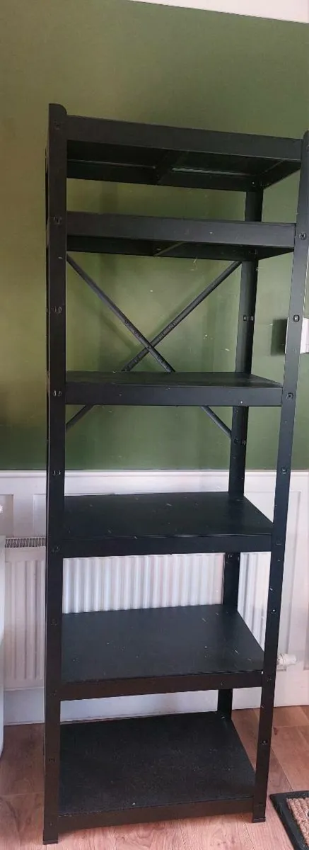 Metal shelf - Image 1