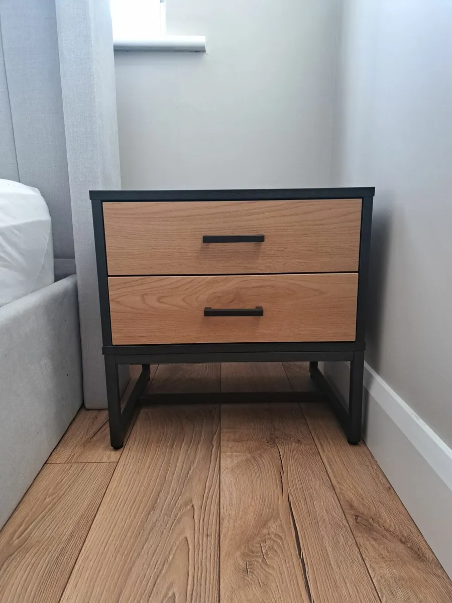 New Bedside Tables x 2 (Oak/Black)