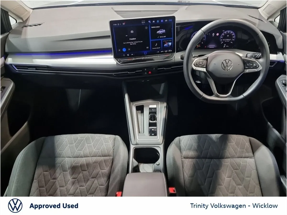 Volkswagen Golf Edition 75 DSG Automatic 1.5tsi M - Image 2