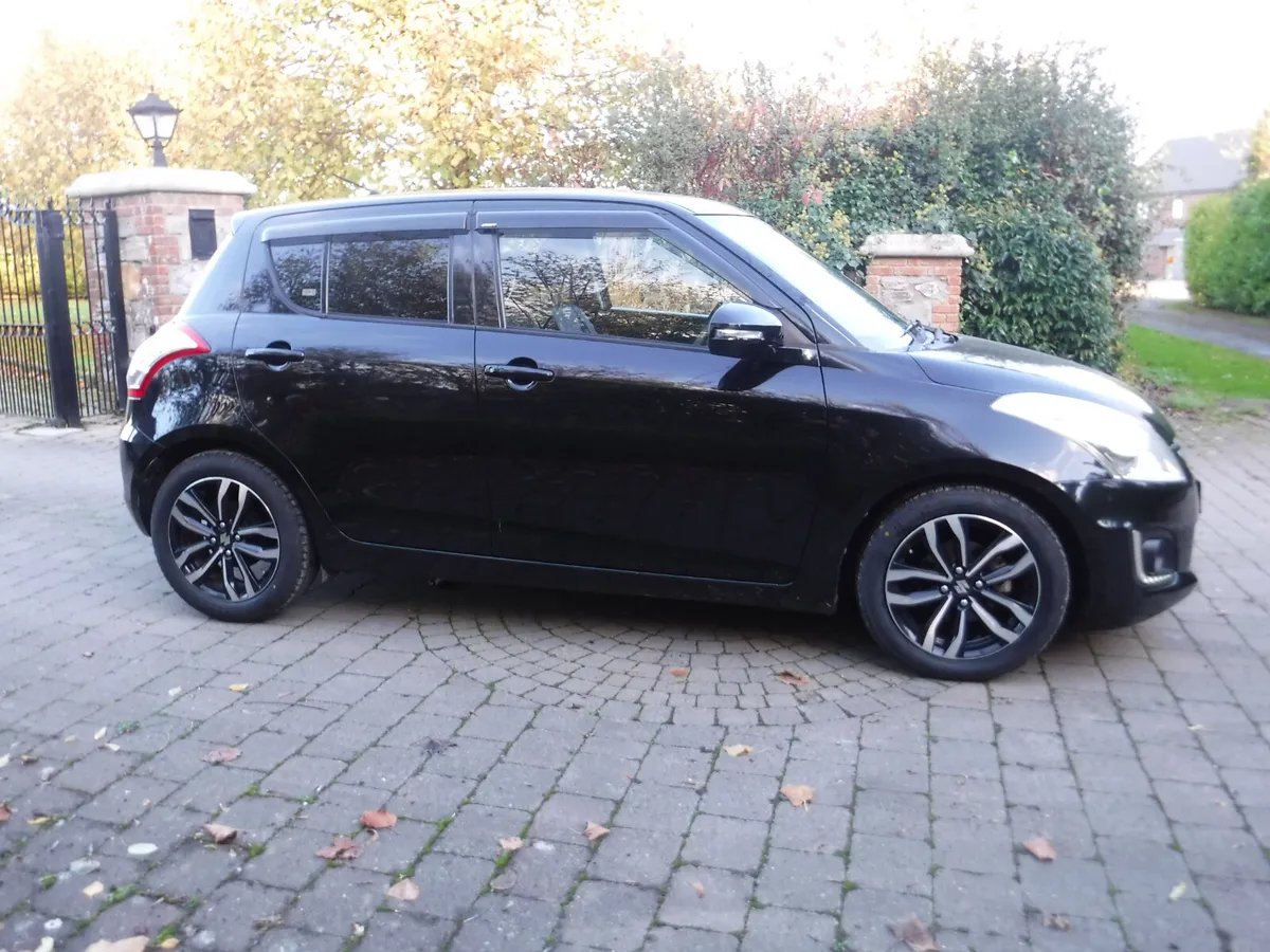 SUZUKI SWIFT 1.2 AUTO STYLE MODEL HEATED SEATS - Image 2