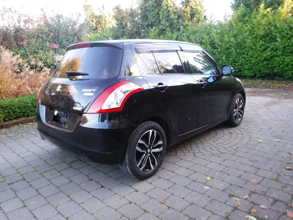 SUZUKI SWIFT 1.2 AUTO STYLE MODEL HEATED SEATS - Image 3