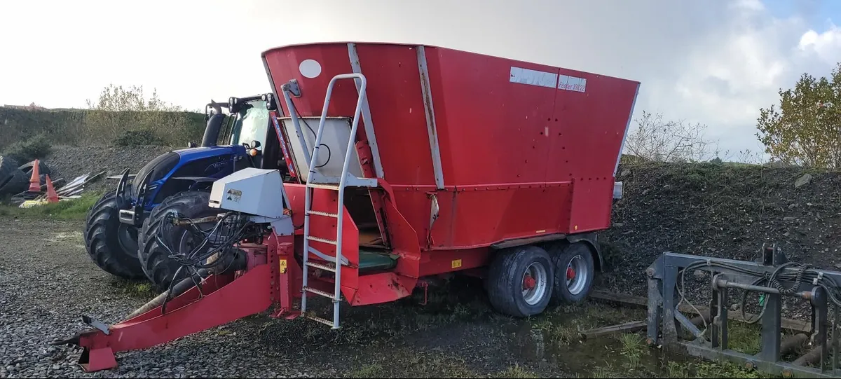 Twin Auger Tub diet Feeder - Image 2