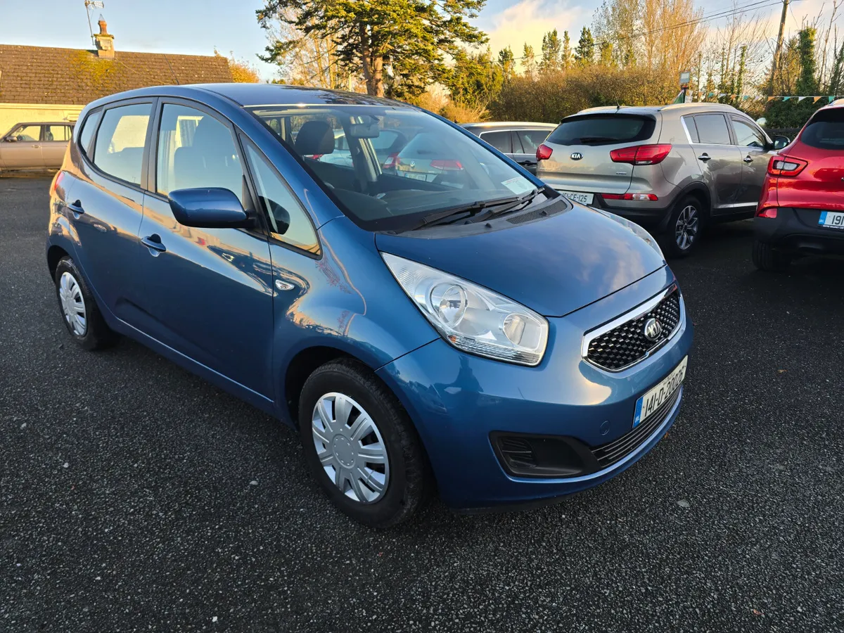 141 Kia Venga 1.4 Crdi LX Low Miles - Image 3