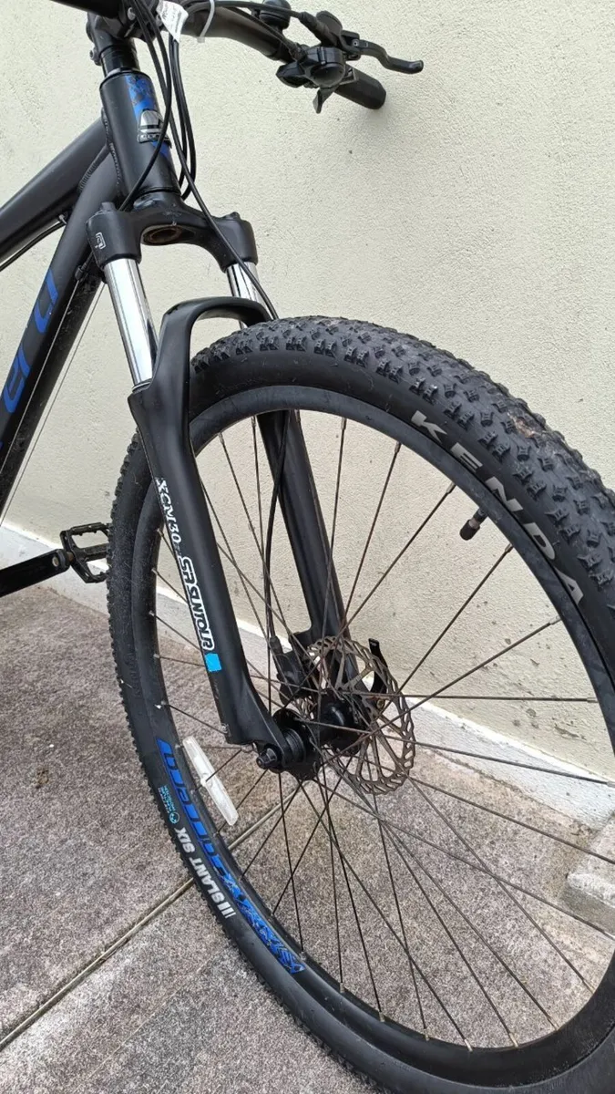 Carrera Hellcat M Frame 29'' wheels - Image 2