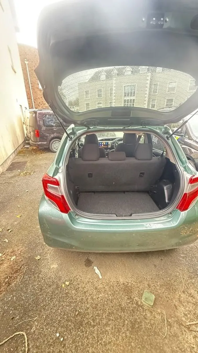 2014 Toyota Vitz - Image 4