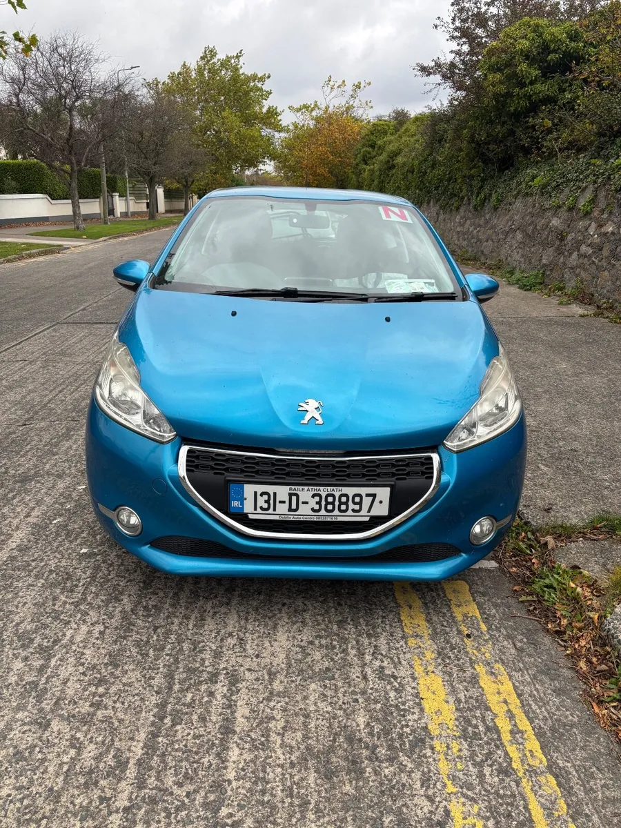 Peugeot 208 2013 - Image 2