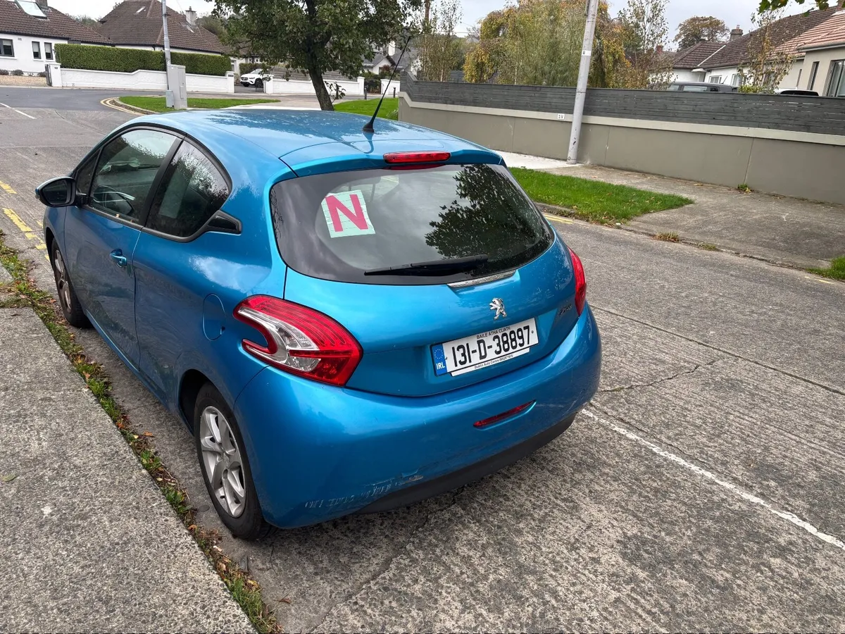 Peugeot 208 2013 - Image 3