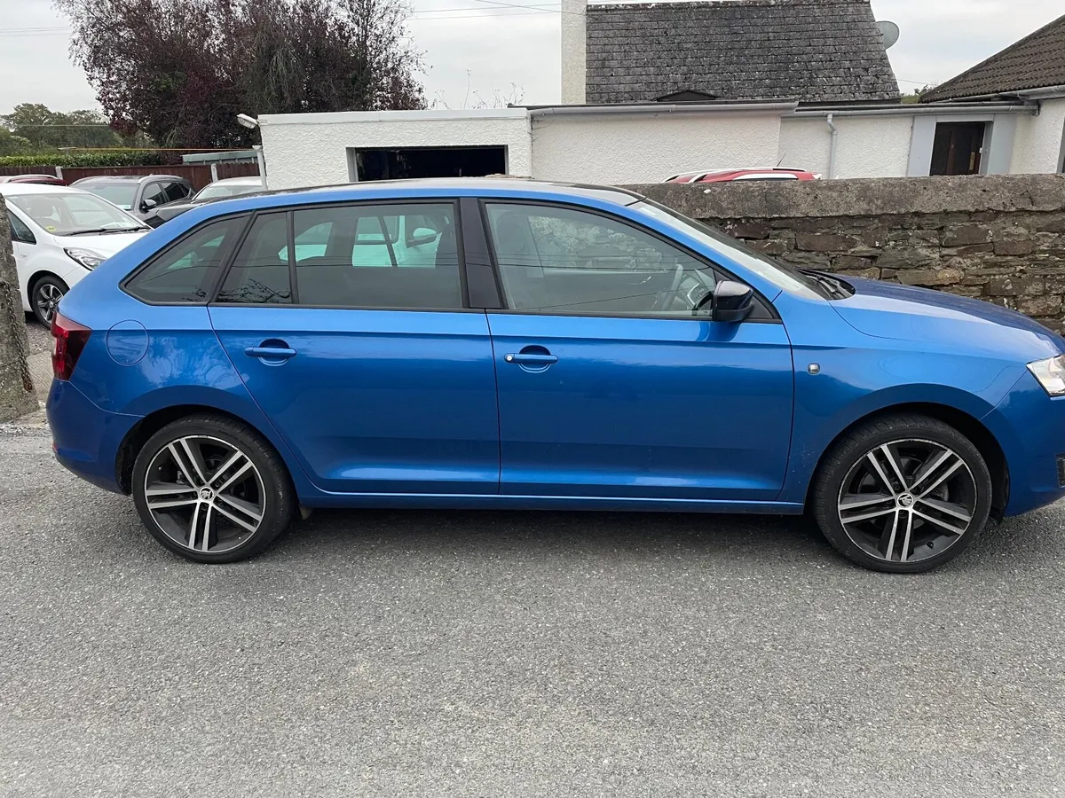 Skoda Rapid Sport 1.6 TDI H/B 2015 - Image 3