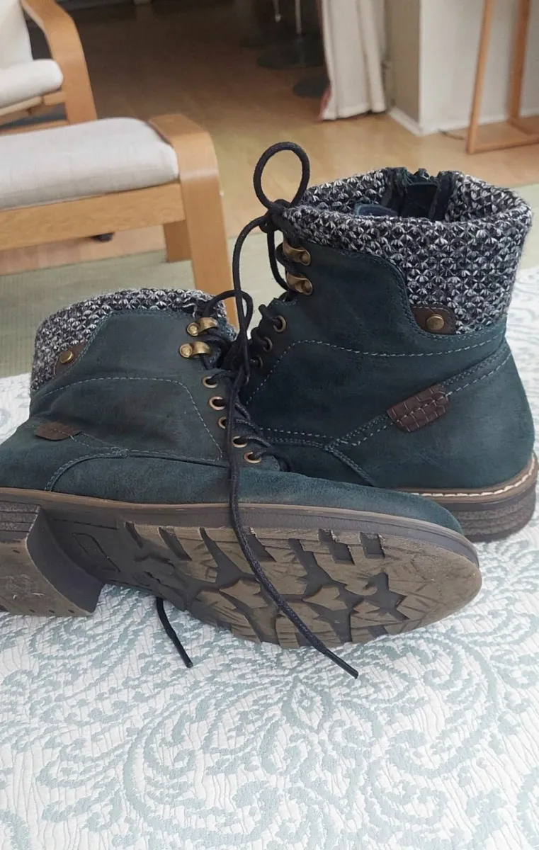 2 pairs of New Ankle Boots size 5 - Image 2