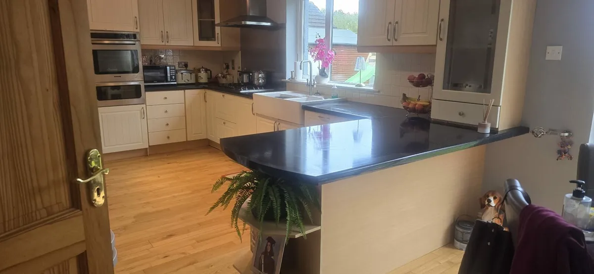 Full kitchen - Image 3