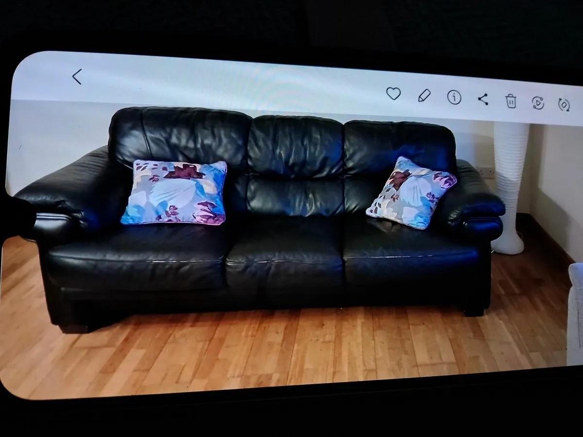 Sofa for sale - Image 1
