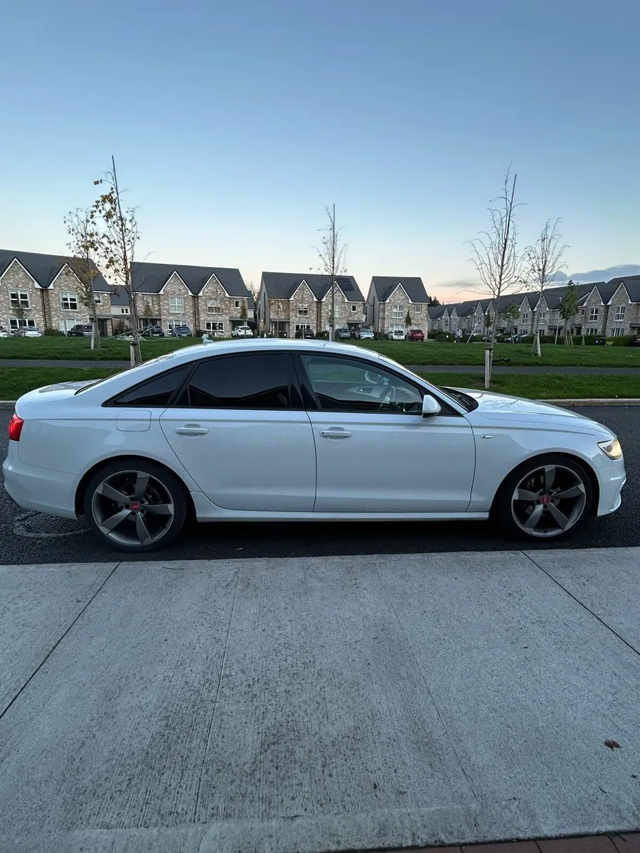 142 Audi A6 S-Line Ultra Blacked Edition - Image 2