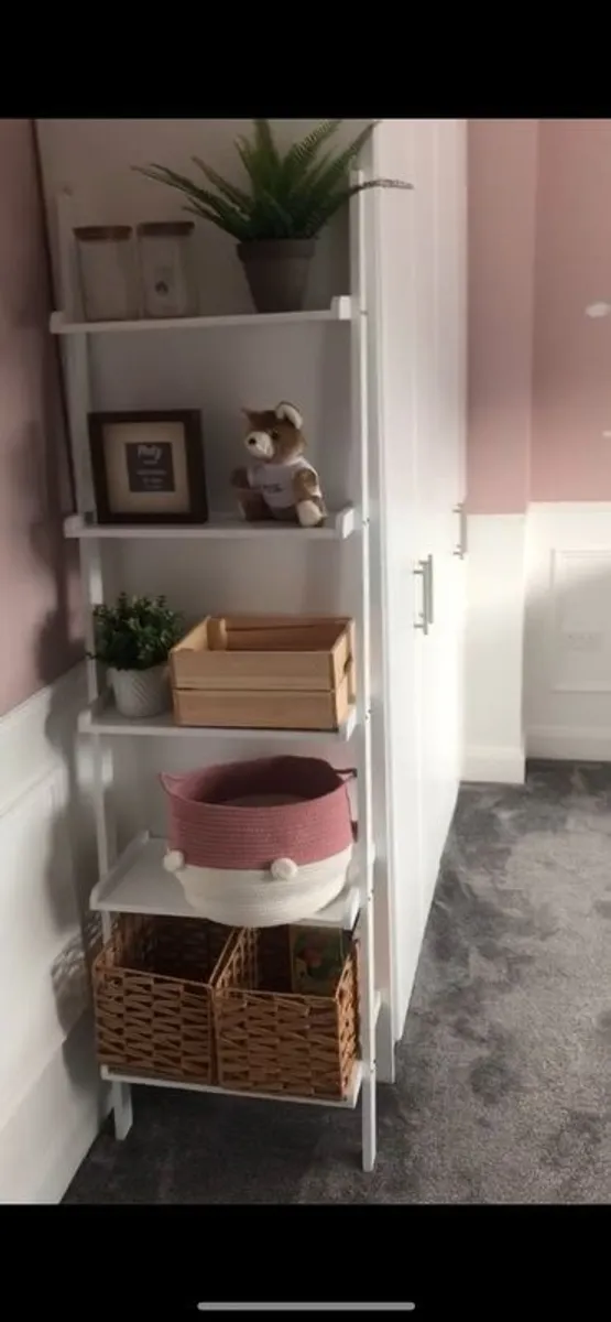 Ladder Shelf - Image 2