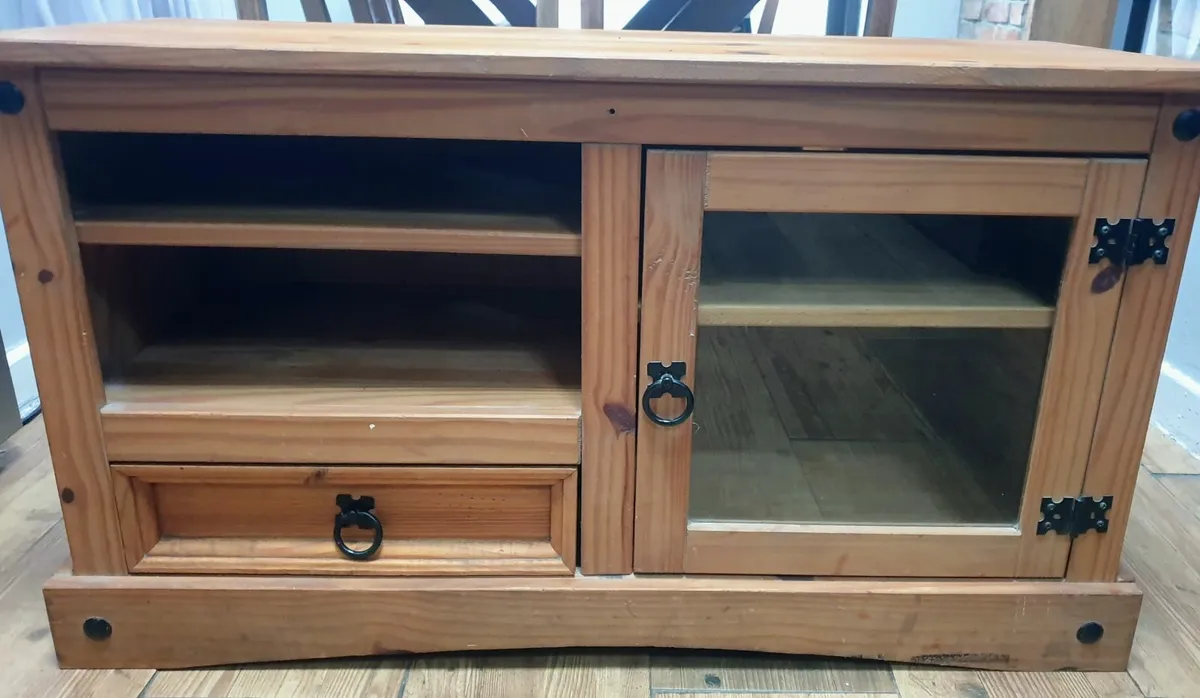 Tv unit