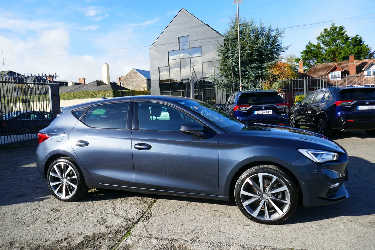 211, SEAT LEON 1.4 FR SPORT 204PS 5DR AU - Image 3