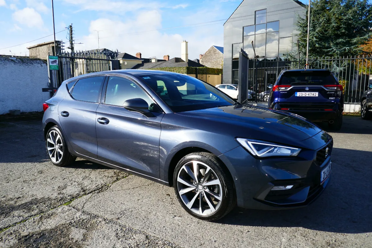 211, SEAT LEON 1.4 FR SPORT 204PS 5DR AU - Image 2