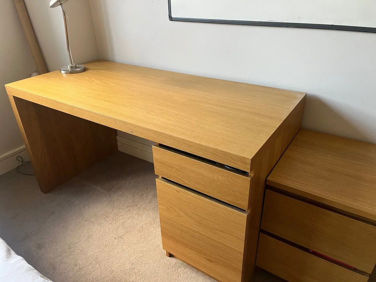Desk - Image 4