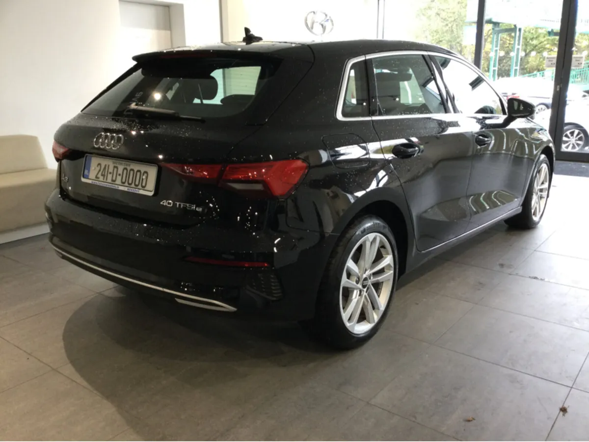 Audi A3 SPORT 40 TFSI E ** PLUG IN HYBRID ** - Image 2