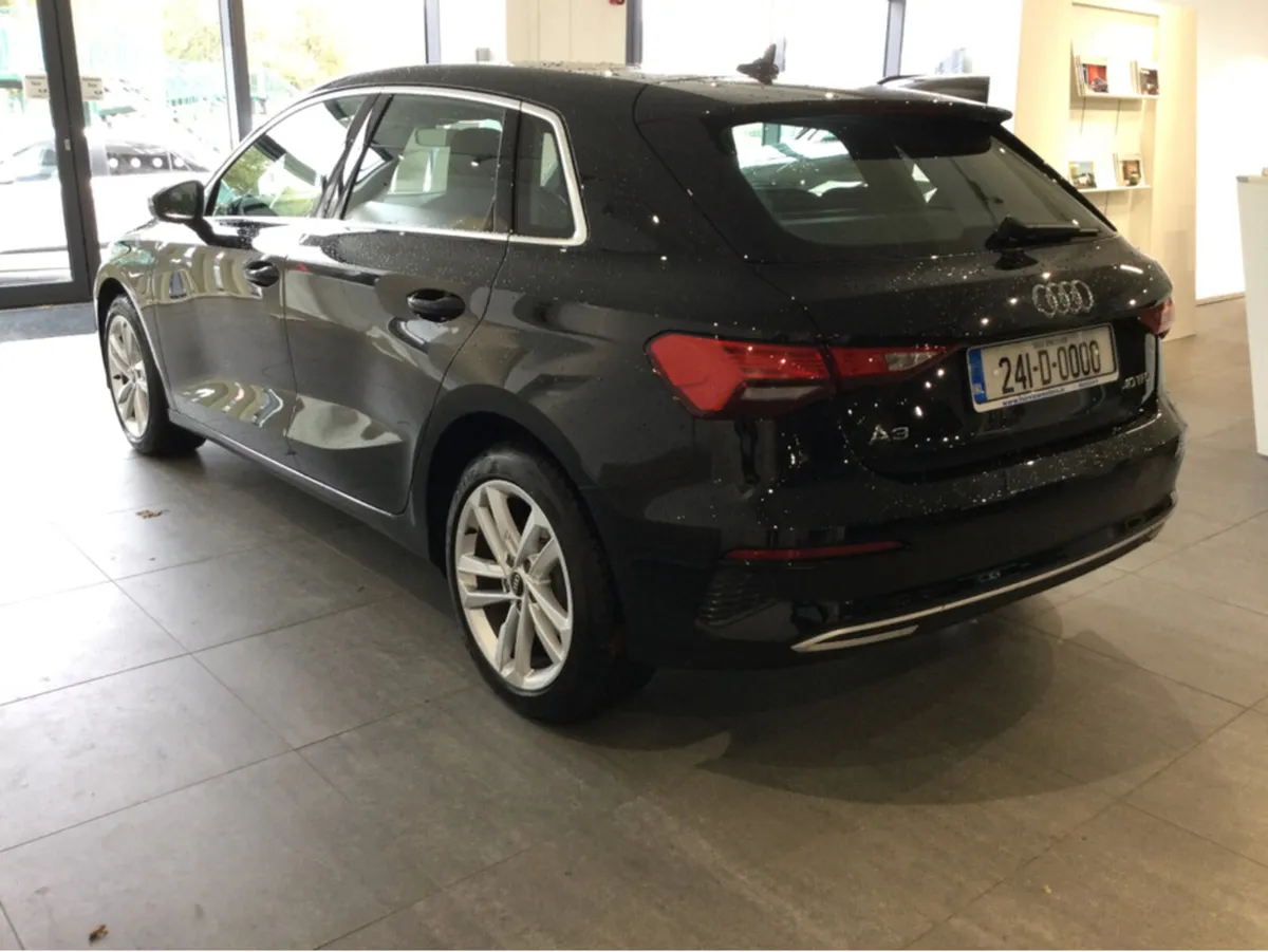 Audi A3 SPORT 40 TFSI E ** PLUG IN HYBRID ** - Image 4