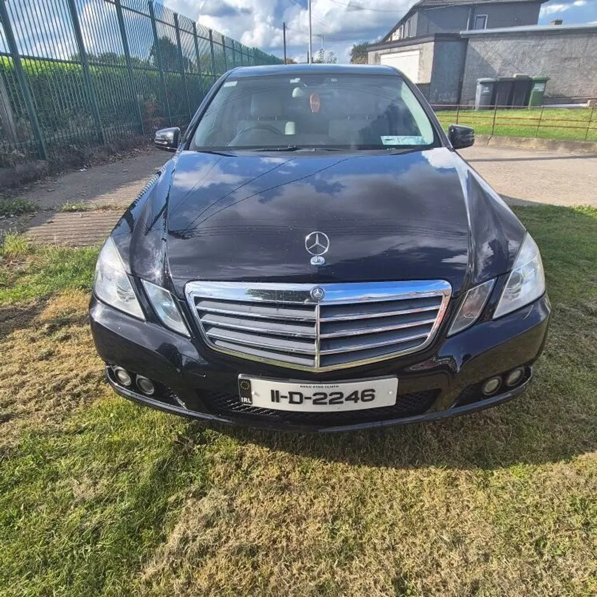 2011 Mercedes-benz E-class - Image 2