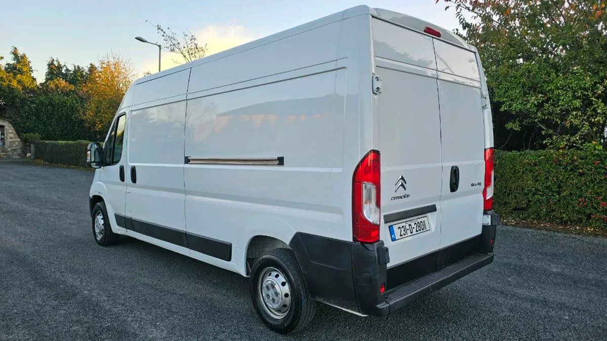 /// 2023 CITROËN RELAY VAN /// - Image 2