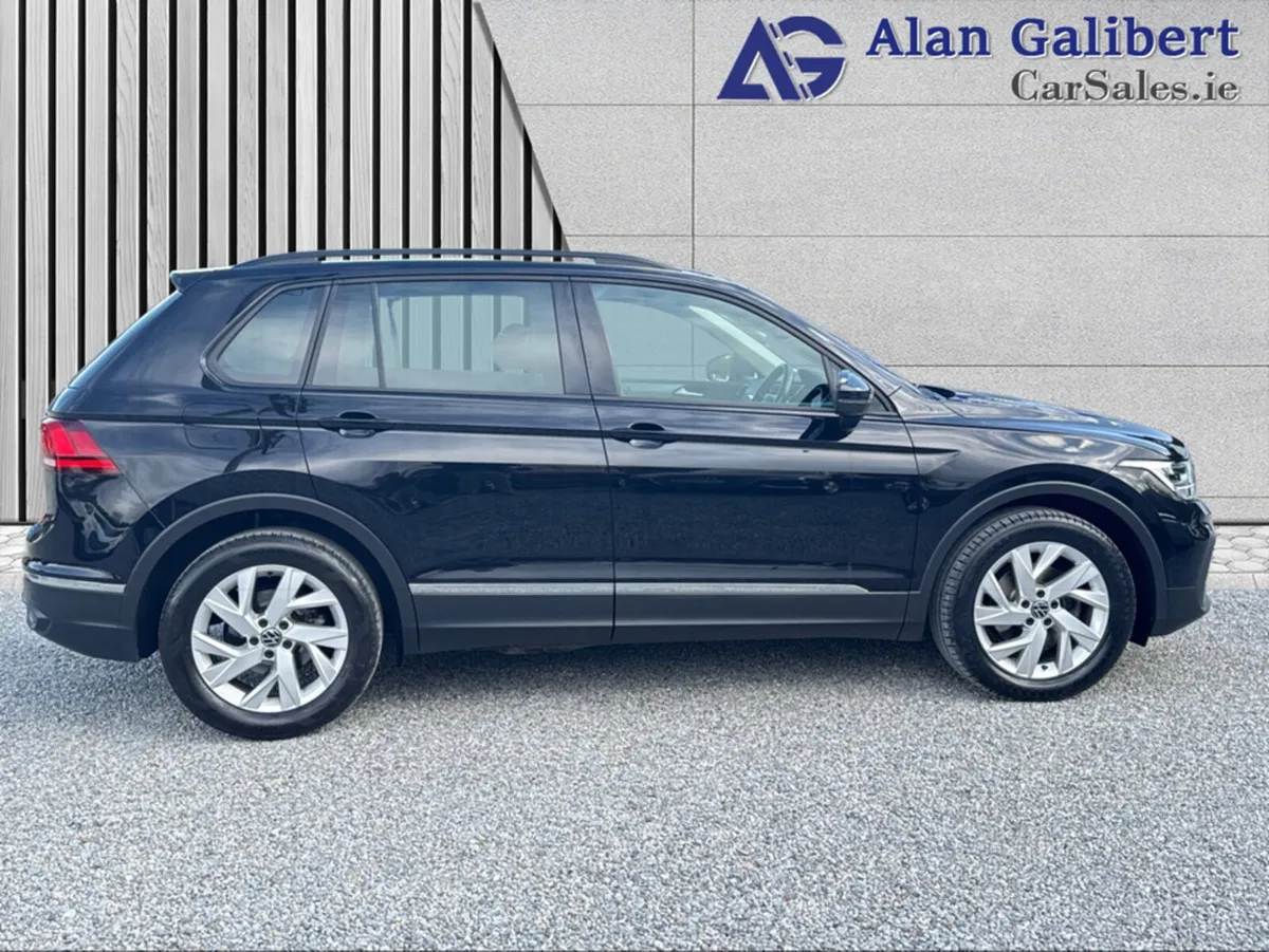 Volkswagen Tiguan LIFE 2.0 TDI MANUAL 6SPEED FWD 1 - Image 3
