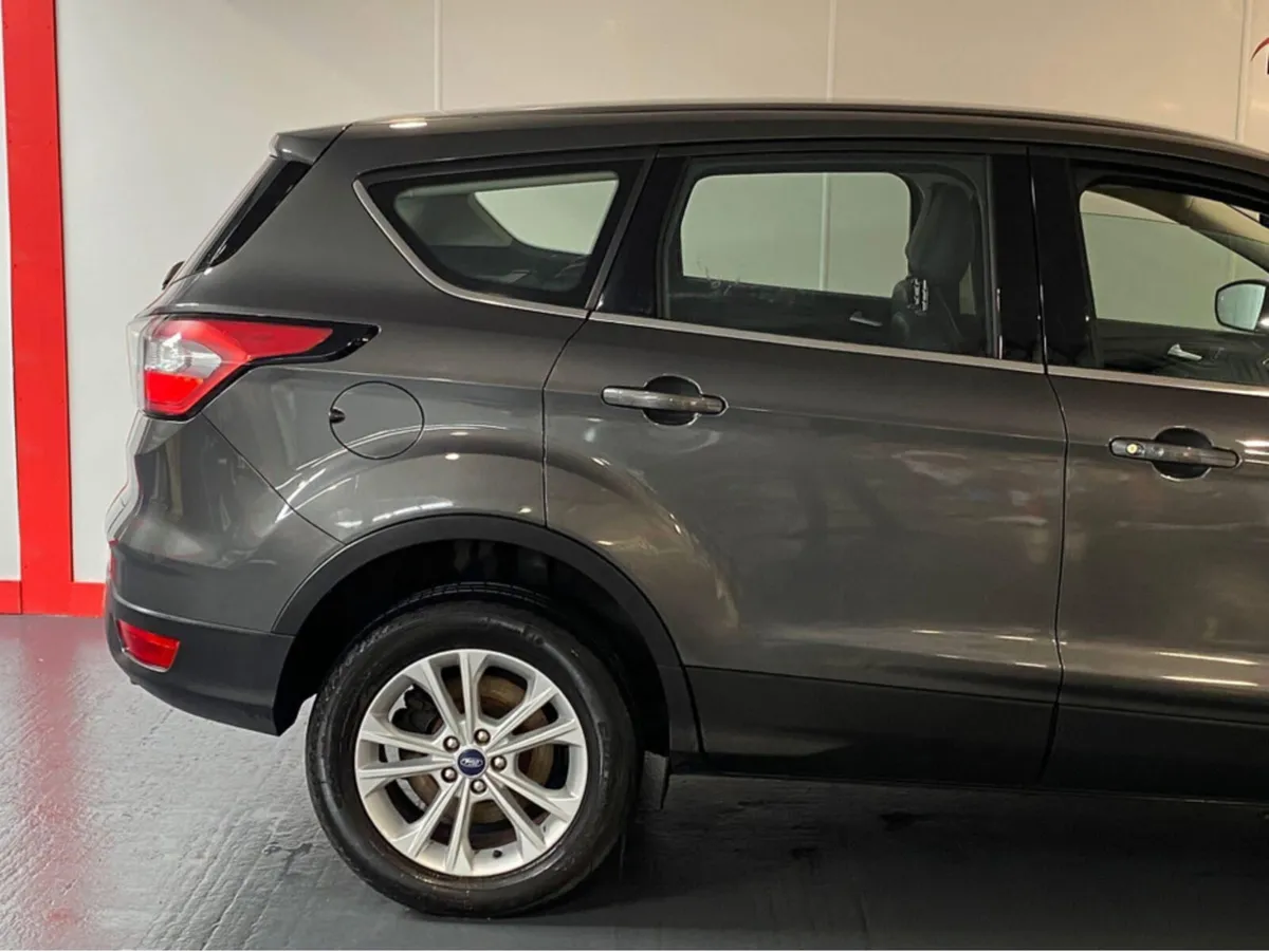 Ford Kuga TITANIUM 1.5 TDCI 120PS 4DR - Image 2