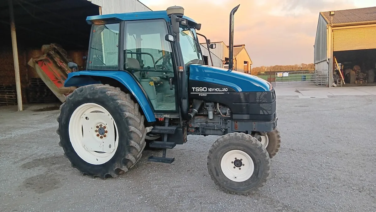 New Holland TS90 - Image 1