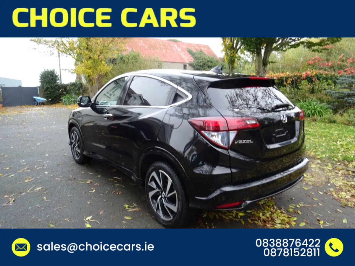 Honda Vezel 1.5 AUTO HYBRID RS SPEC - Image 4