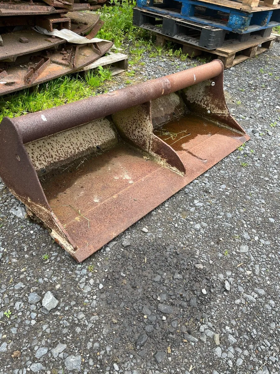4 ft shuck bucket hitch made to size - Image 1