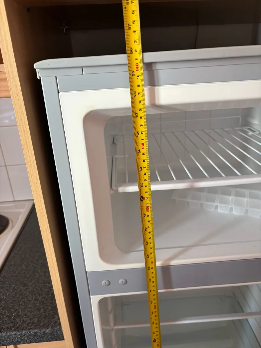 Fridge freezer - Image 4