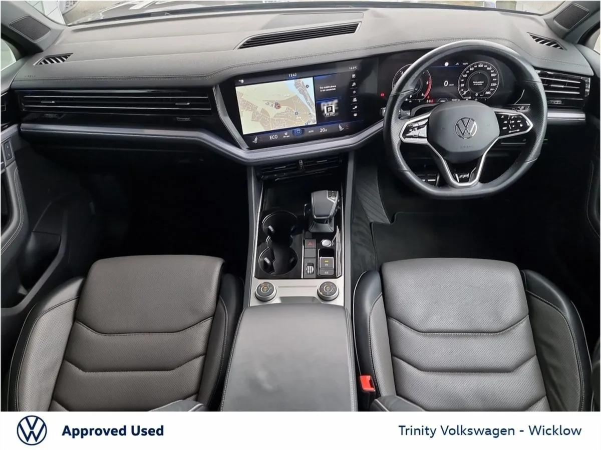 Volkswagen Touareg R-line 3.0 TDI DSG 286 BHP Hug - Image 2