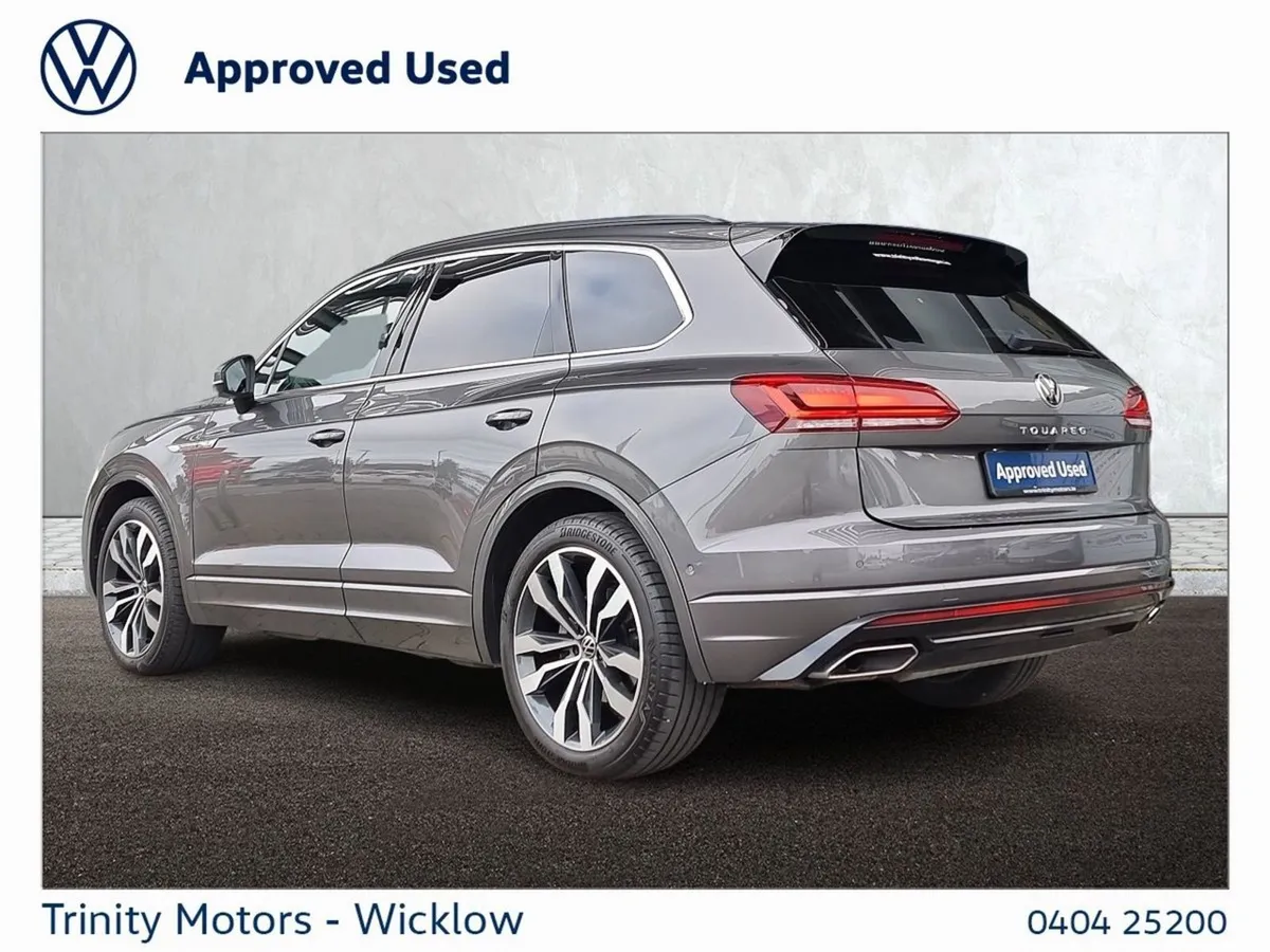 Volkswagen Touareg R-line 3.0 TDI DSG 286 BHP Hug - Image 3