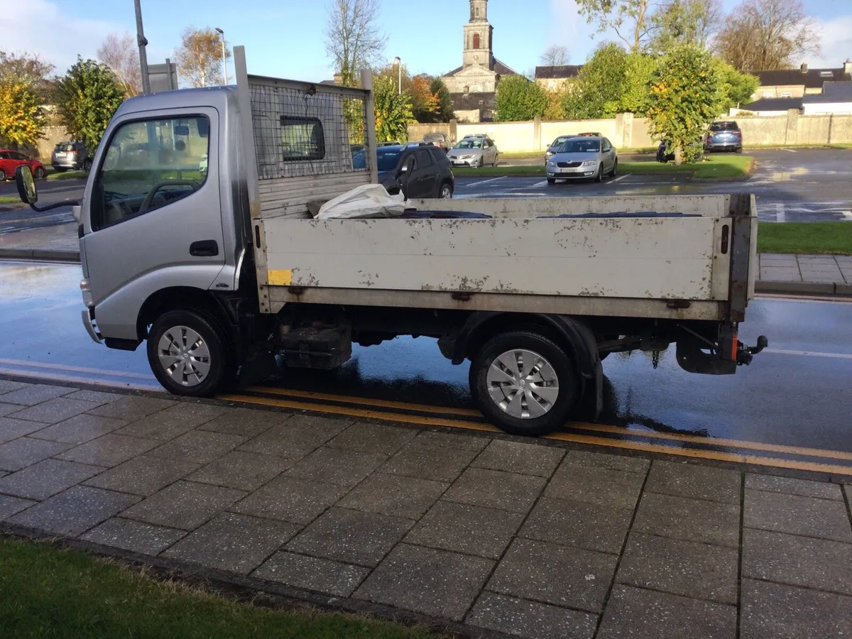 2010 Toyota Dyna pick up - Image 3
