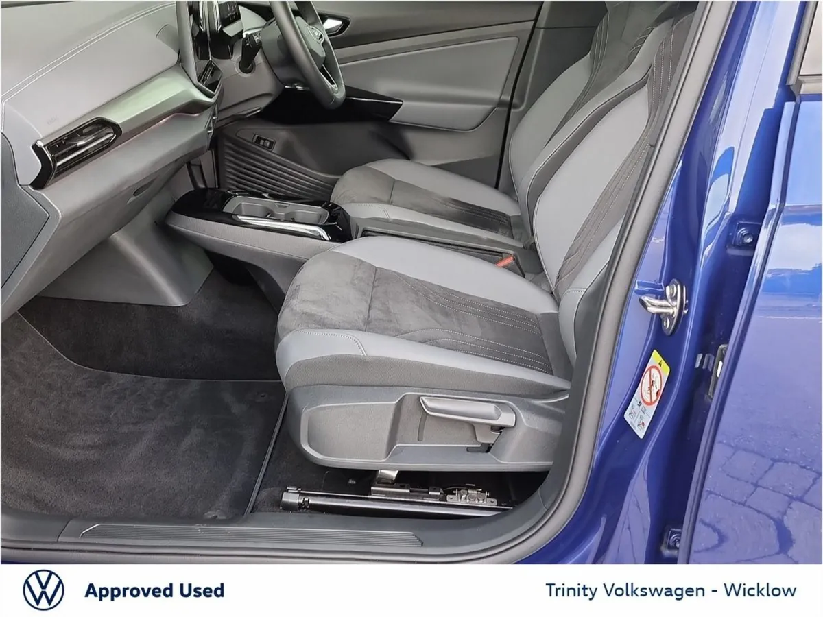 Volkswagen ID.4 PRO Plus 77kwh 286 BHP TOW Pack S - Image 4