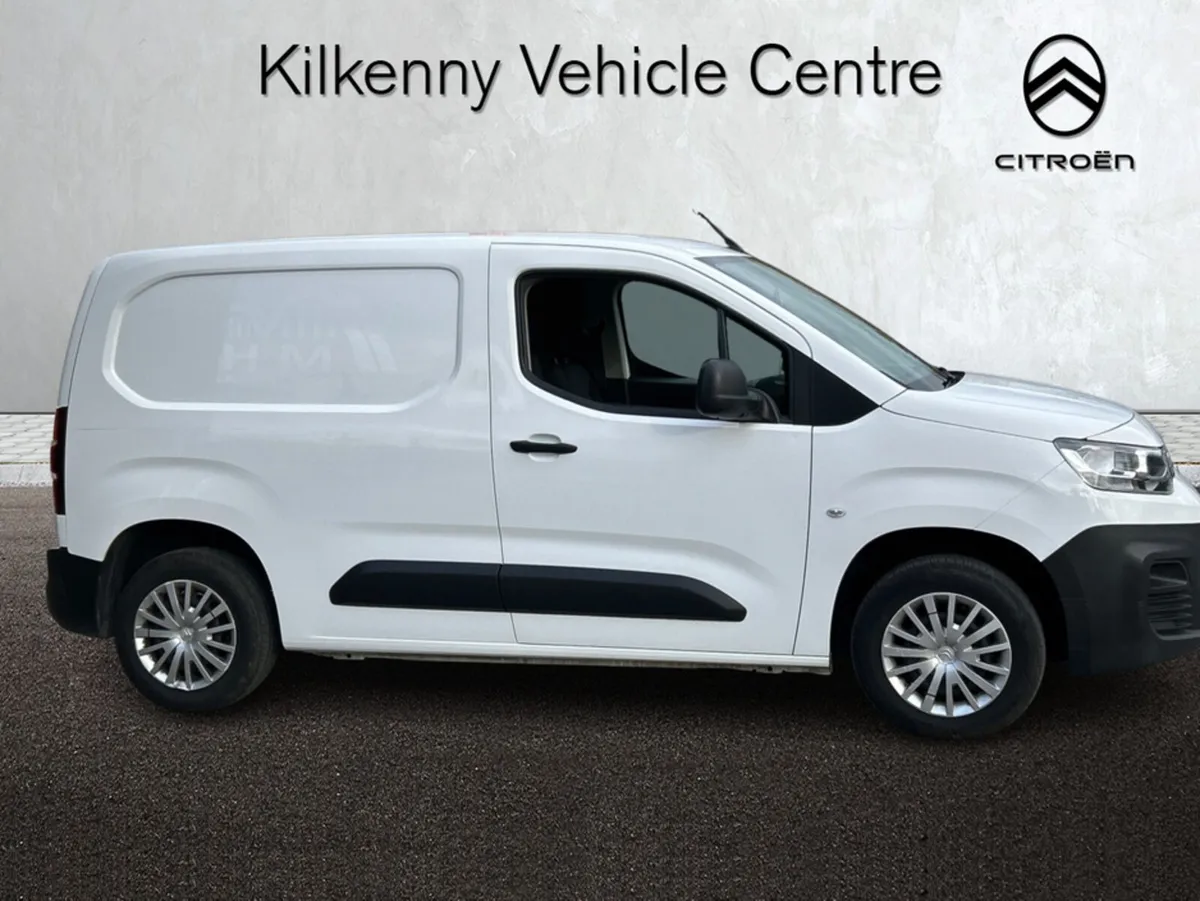 Citroen Berlingo LX BLUEHDI 100 MWB 65 650KG EUR6. - Image 3