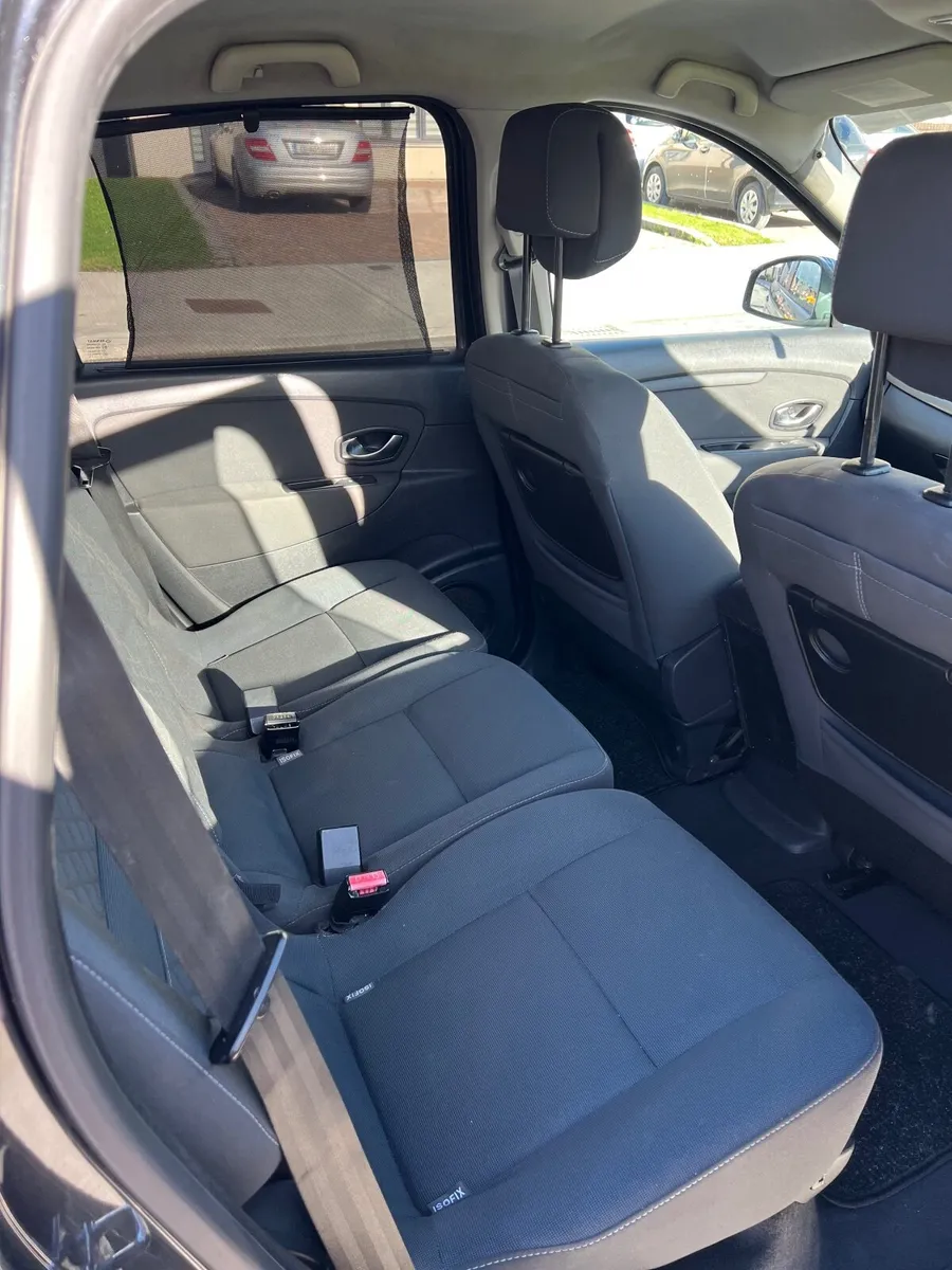 Renault Grand Scenic 2010 - Image 4