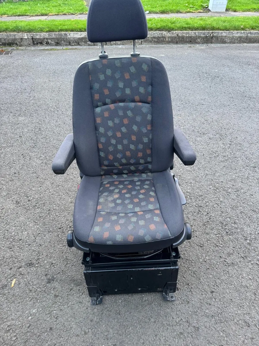 Mercedes Vito 2003-2014 W639 - Image 1
