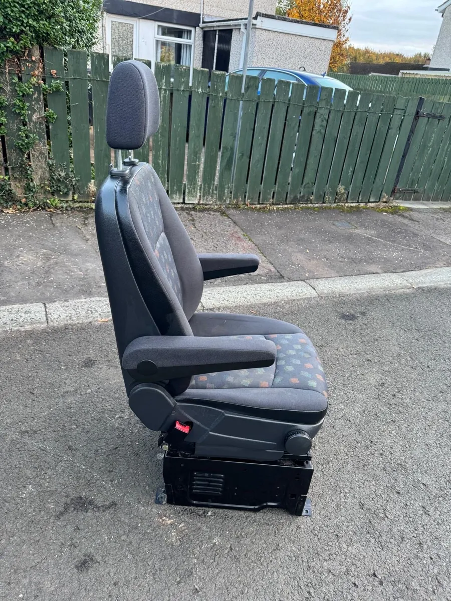 Mercedes Vito 2003-2014 W639 - Image 2