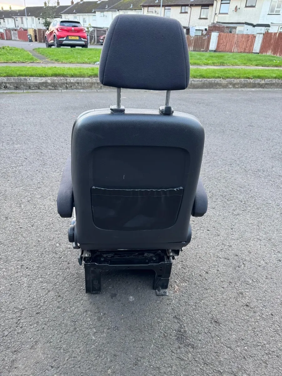 Mercedes Vito 2003-2014 W639 - Image 3
