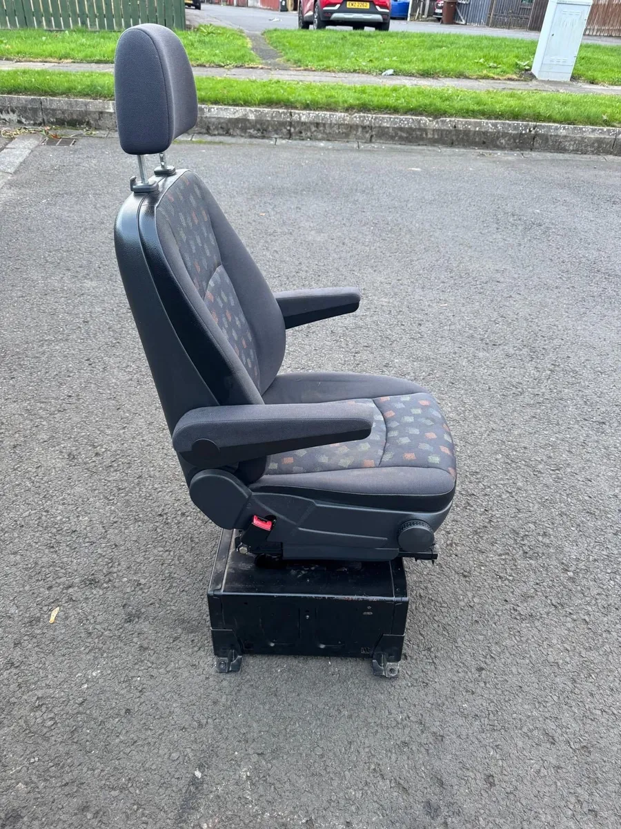 Mercedes Vito 2003-2014 W639 - Image 4