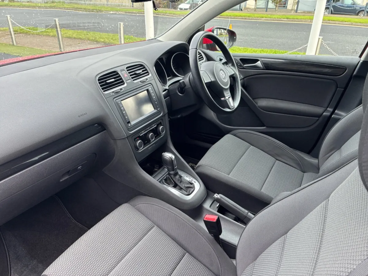 Volkswagen Golf 1.2L Petrol Automatic TSI - Image 3