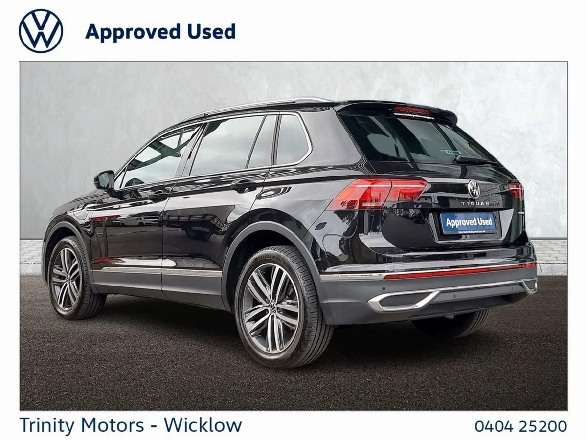 Volkswagen Tiguan 6700 KMS Elegance DSG Automatic - Image 3