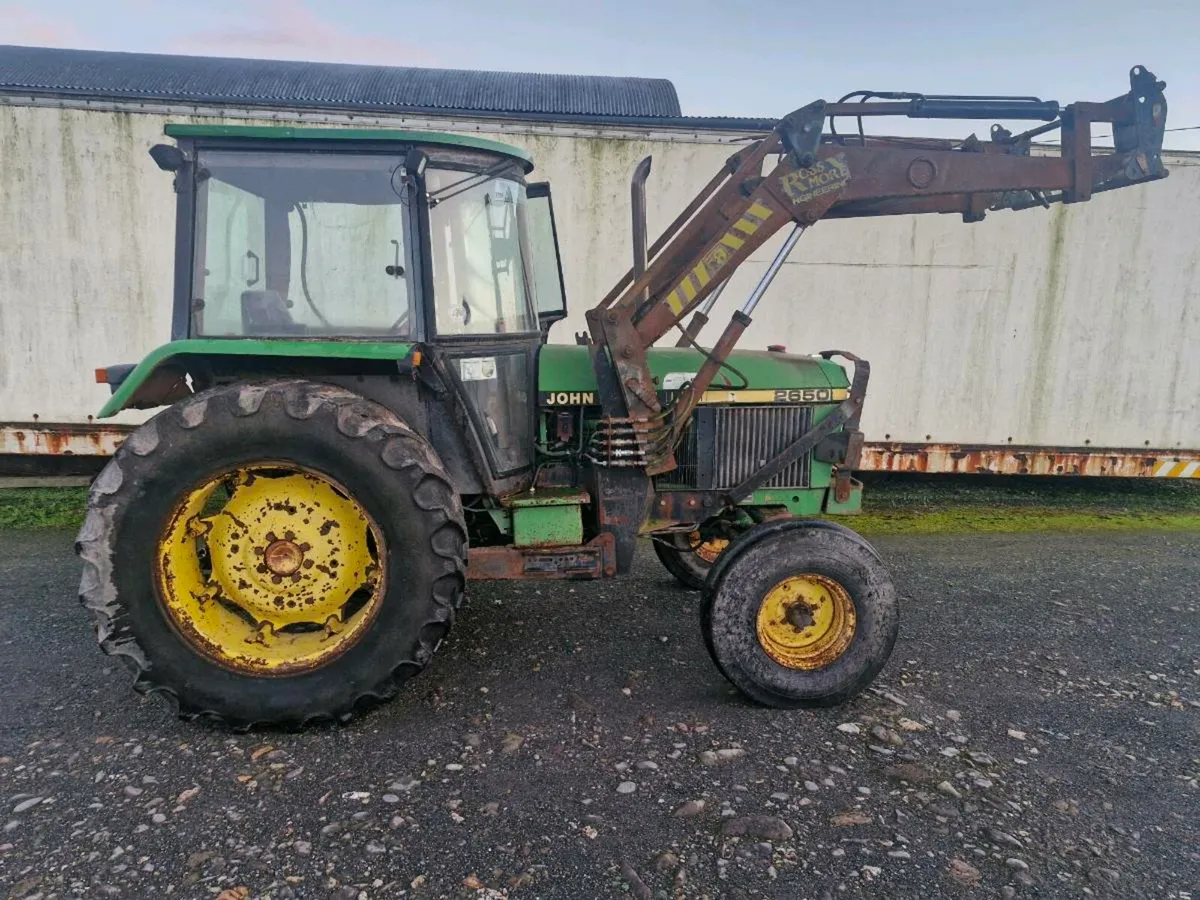 2 X JOHN DEERE 2650 - Image 4