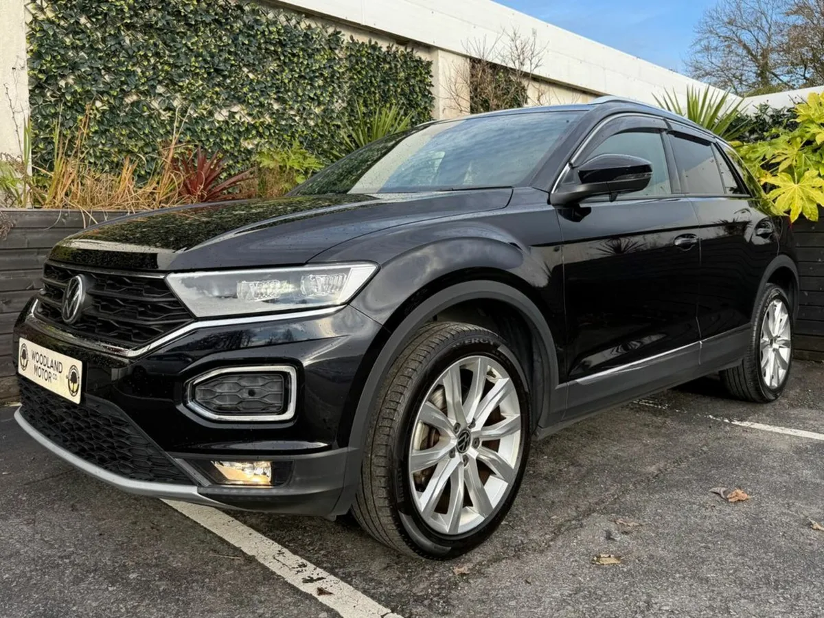Volkswagen T-Roc 2.0 TDI / DSG AUTO / SPORT SPEC / - Image 1
