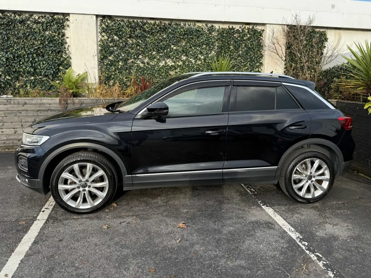 Volkswagen T-Roc 2.0 TDI / DSG AUTO / SPORT SPEC / - Image 4